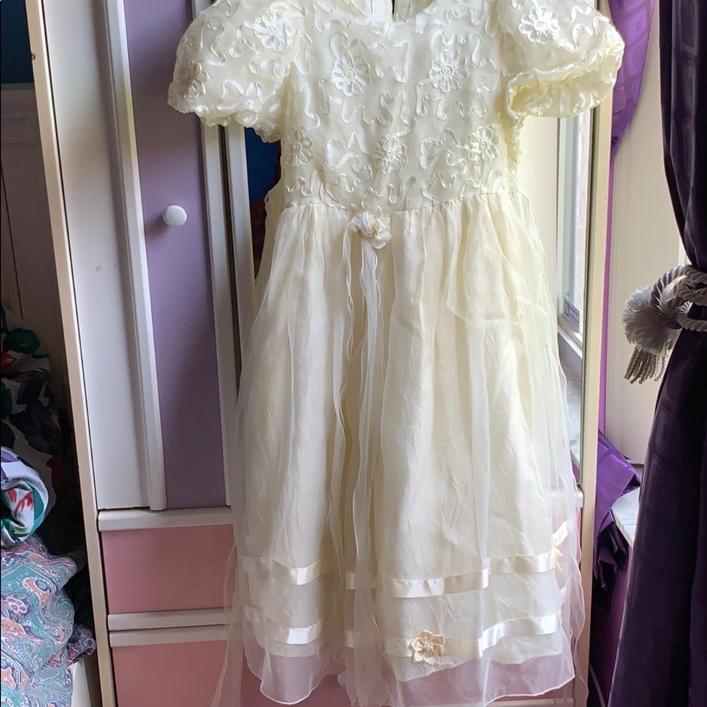 White kids dress